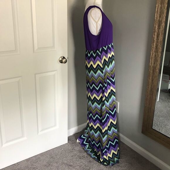 Mayah Kay Purple Chevron Print Maxi Dress - Picture 3 of 5